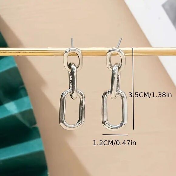 Link Earrings in Gold Plate - Picture 3 of 3